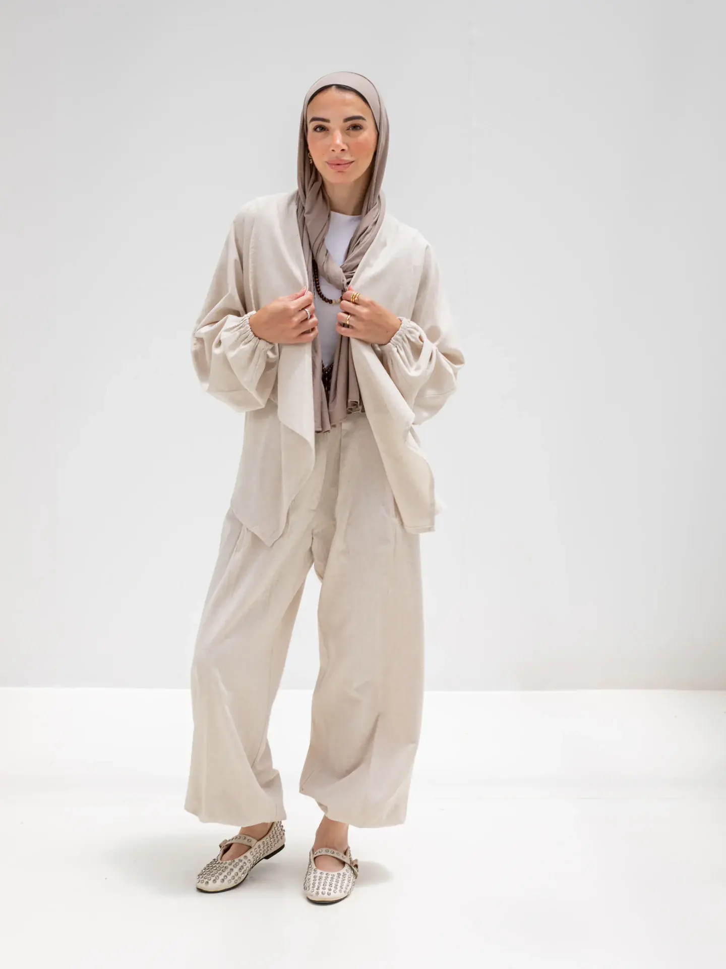 Pure Linen Set — View 3
